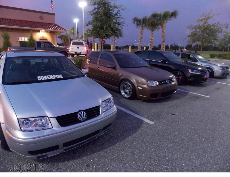 Illustration for article titled Just a few pics from our local car meet last night